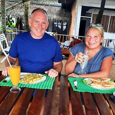 La-Vira Beach Villa ヒッカドゥワ エクステリア 写真